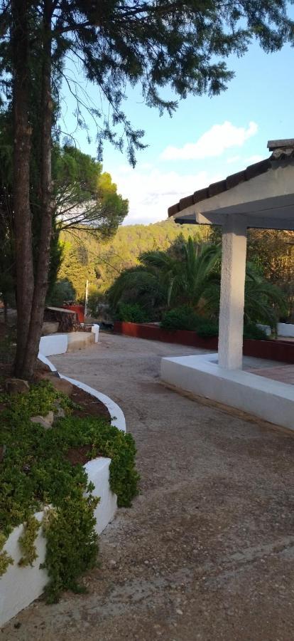 Bonita Casa Blanca En El Bosque. Villa Cordoba Exterior photo